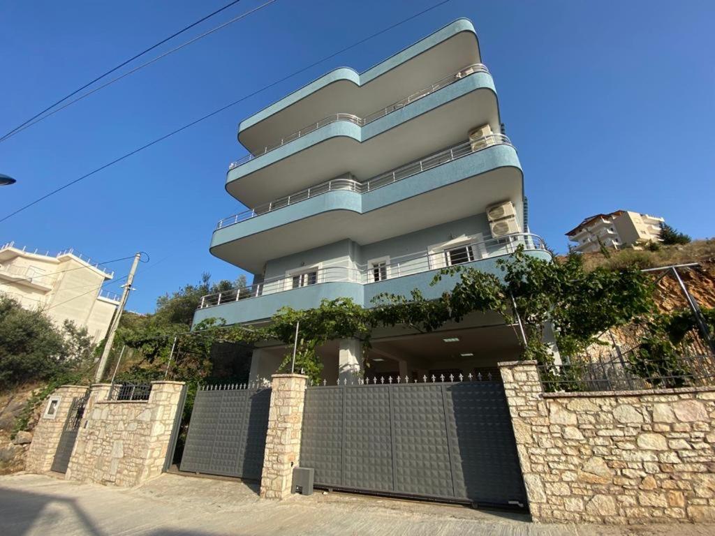 Sunmoon Apartments Sarandë Exterior foto